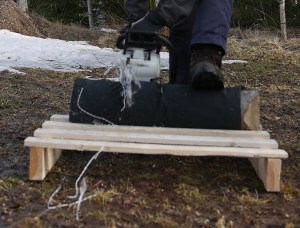 Stihl sahaa turvahousuihin