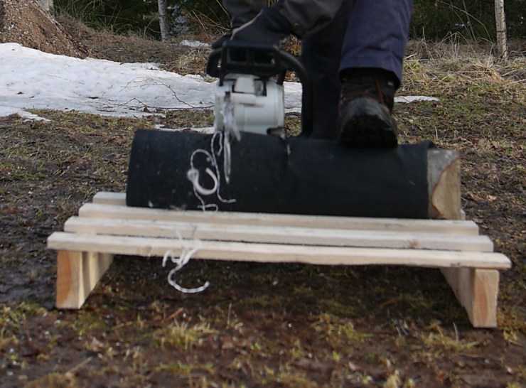 Stihl sahaa turvahousuihin