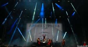 Apocalyptica ja uusi artisti Franky Perez.