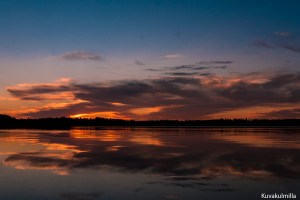 Auringonlasku Kyrkösjärvellä Tero Hintsa