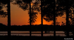 Auringonlasku Kyrkösjärvellä Tero Hintsa