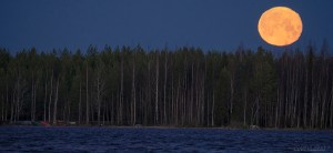 Jouluaaton täysikuu Kyrkösjärvi Seinäjoki