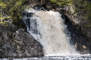 Komulanköngäs Hyrynsalmi vesiputous Tero Hintsa