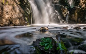 Strömbergin koski vesiputous Helsinki 12.6.2016 Tero Hintsa Kuvakulmilla